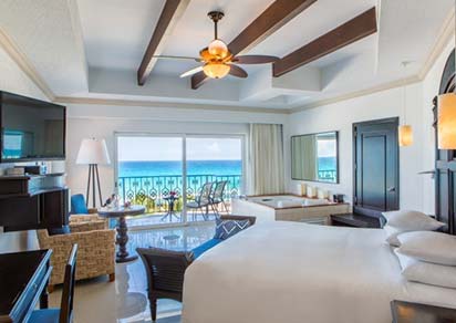 Oceanfront Luxury Suite